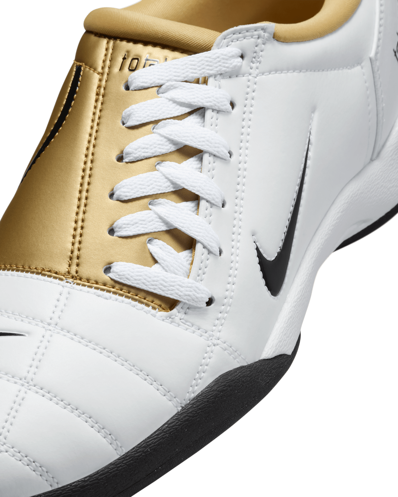 新品 ナイキ トータル 90 NIKE White and Black 25cm NIKE公式】トータル 90 SP 'White and Black' (HJ9351-101 / T90